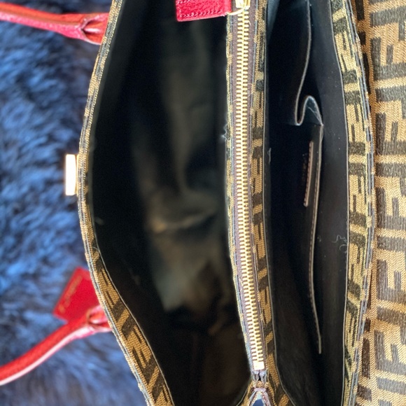 Fendi Bag - Picture 4 of 5